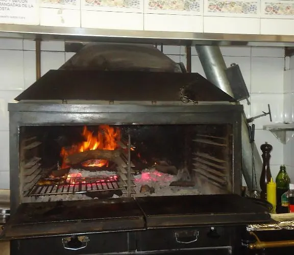 Ξενοδοχείο Restaurant Casa Miquel *